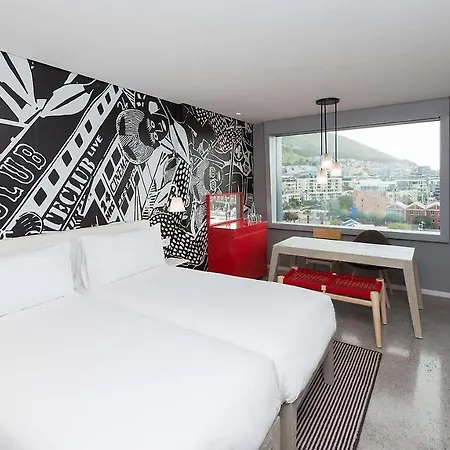 Radisson Red Hotel V&A Waterfront Cape Town Exterior photo