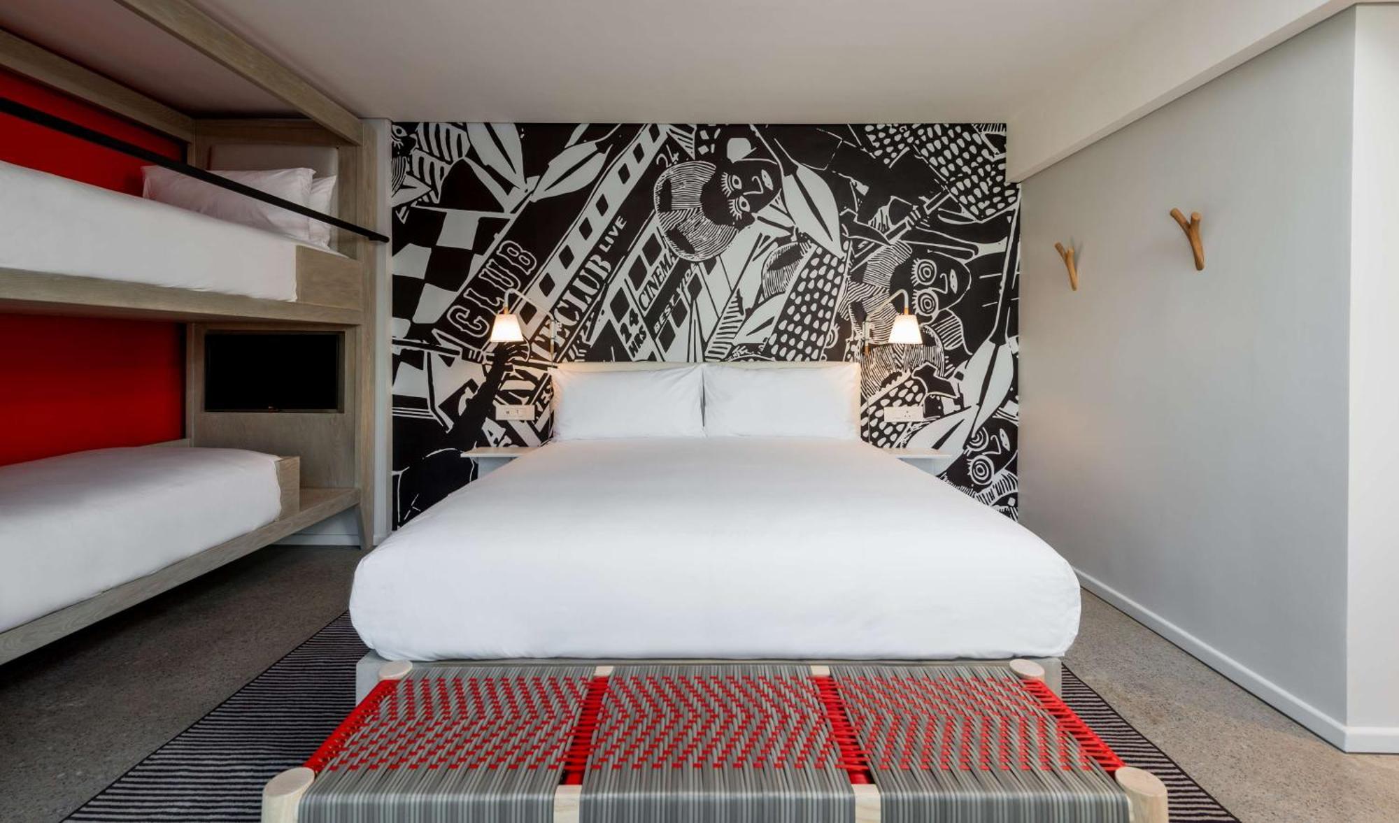 Radisson Red V&a Waterfront 3* Cape Town