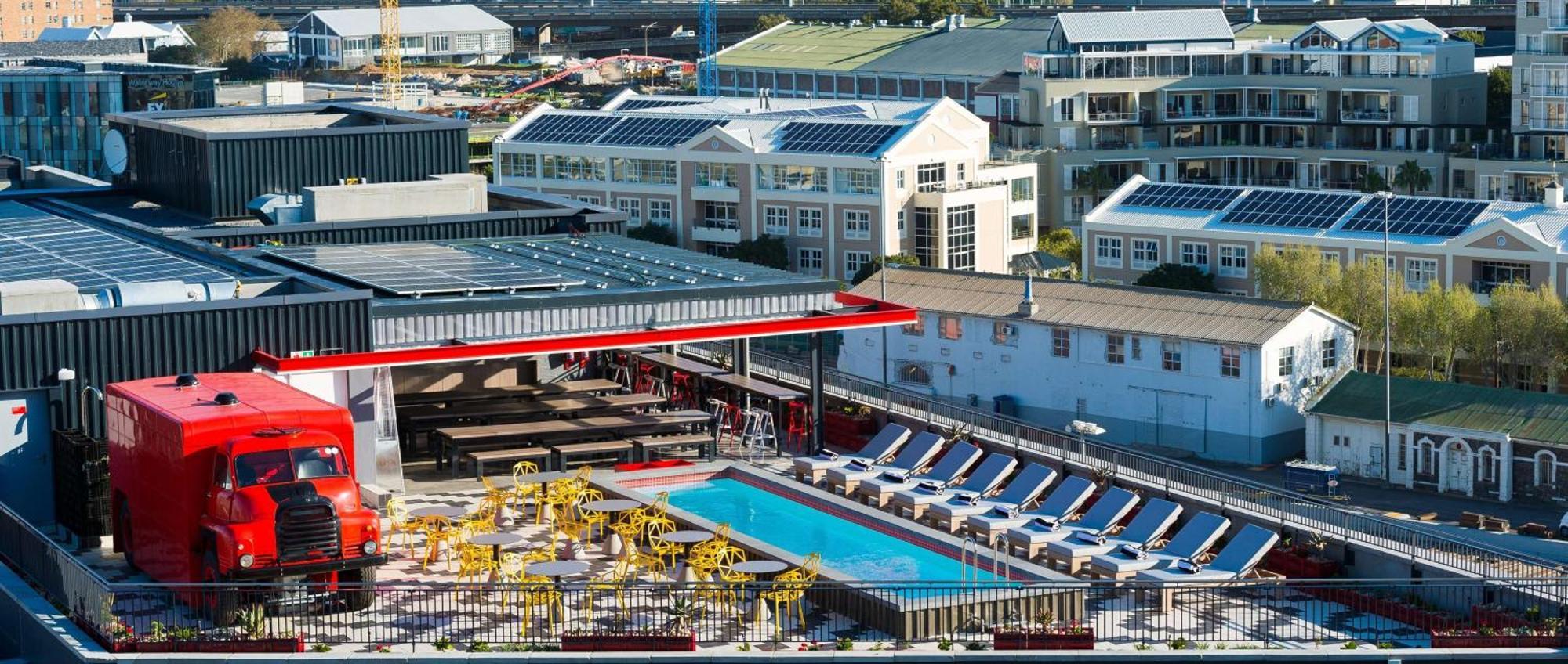 Radisson Red V&a Waterfront Hotel 4*